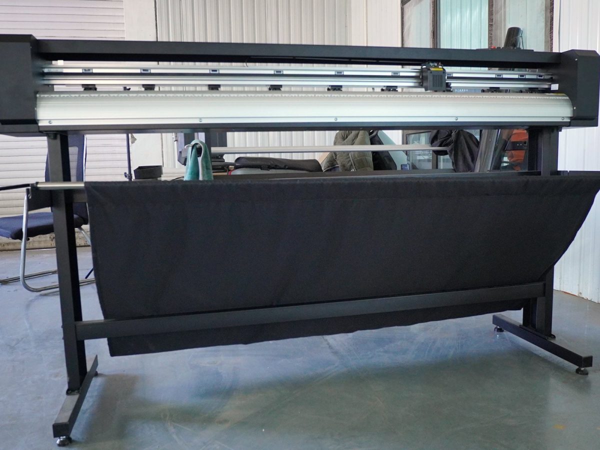 Velora V8 Ultra Vertical Film Cutter