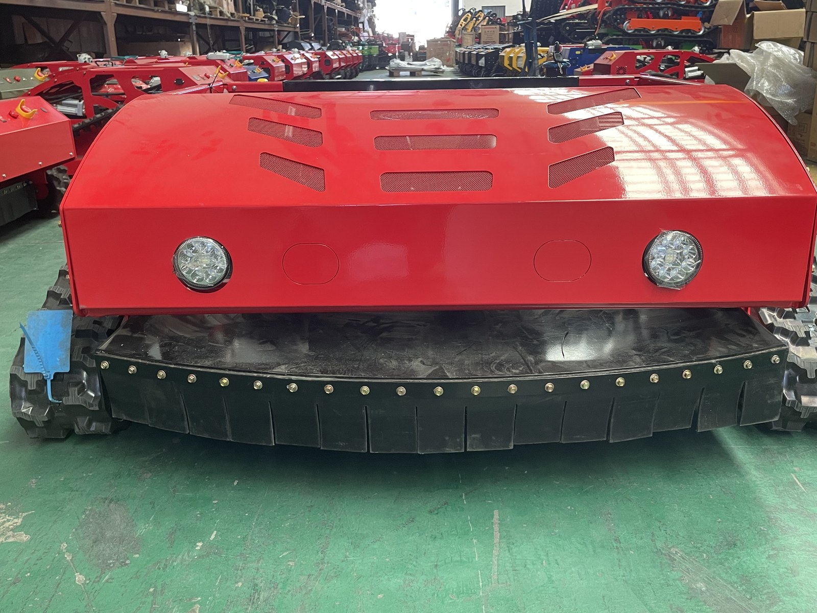 SH-800B Wide-Cut Remote Control Track Mower - Image 3