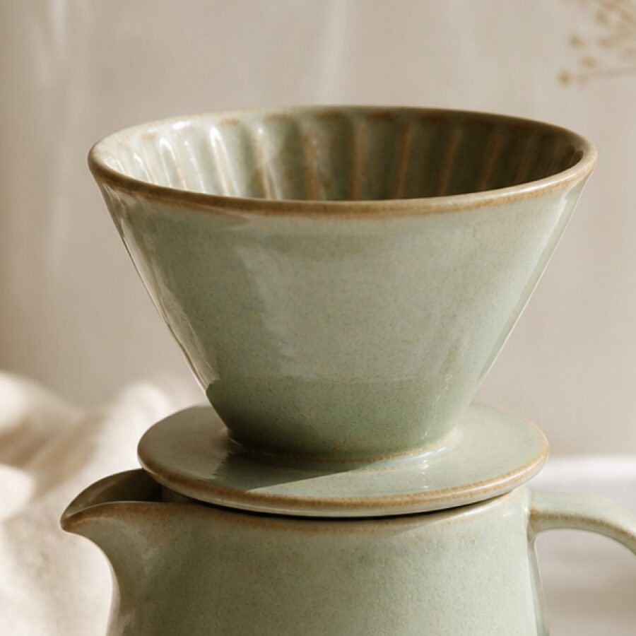 Slowpour Coffee Dripper - Detail A
