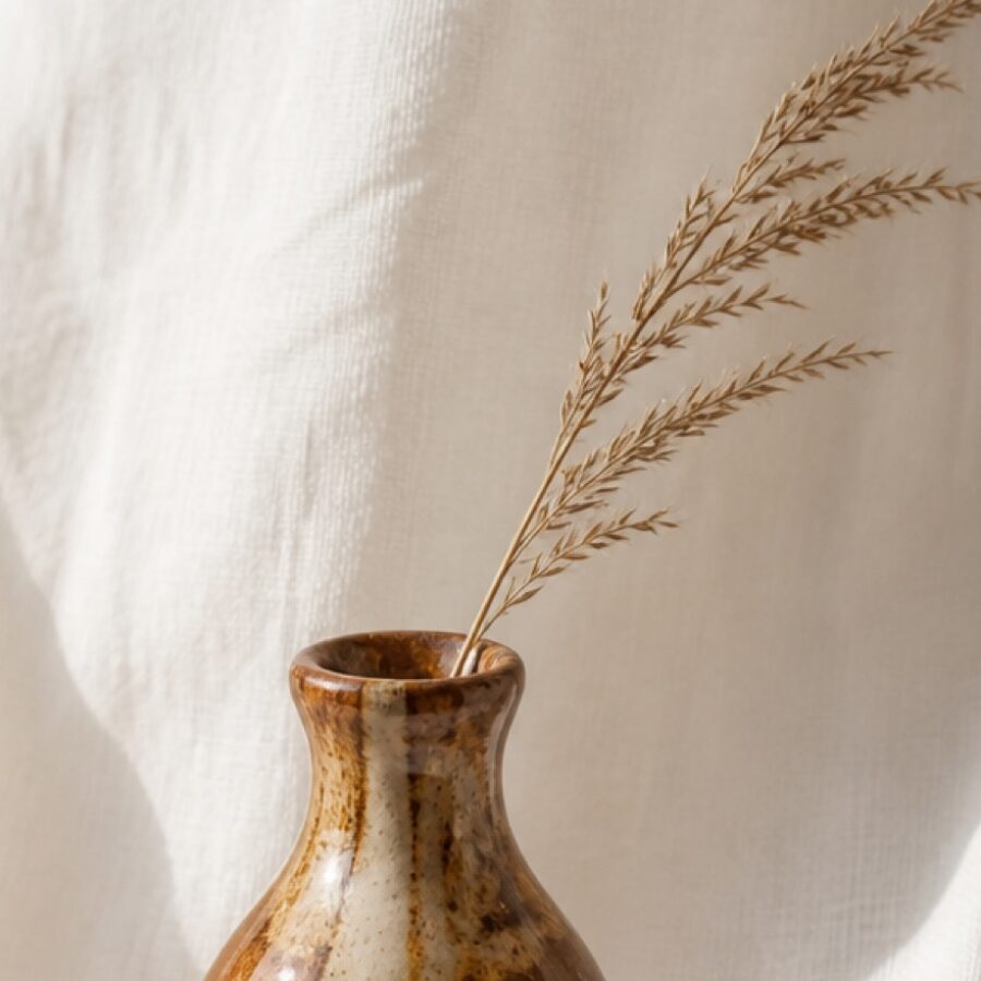 Wren Bud Vase - Detail A